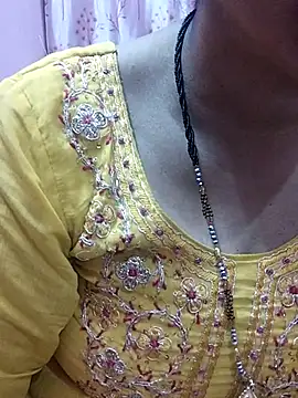 Urmila bhabhii online show from 18, 2, 2025