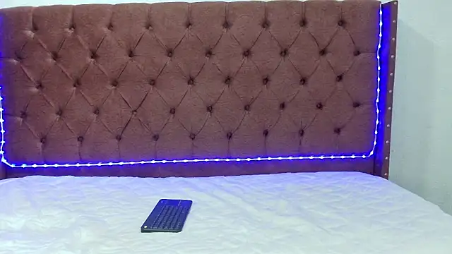 Snapshot of jony_honey chatting on 13, 3, 2025 jony honey online show from 13, 3, 2025