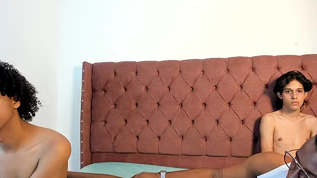 Snapshot of jony_honey chatting on 1, 10, 2025 jony honey online show from 1, 10, 2025