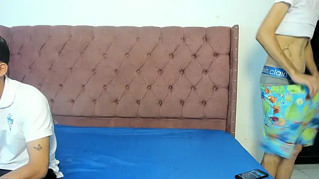 Snapshot of jony_honey chatting on 28, 11, 2025 jony honey online show from 28, 11, 2025