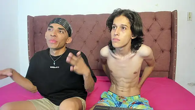 Snapshot of jony_honey chatting on 14, 12, 2025 jony honey online show from 14, 12, 2025