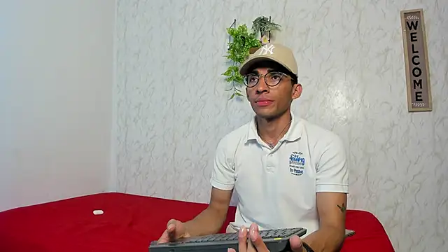 Snapshot of jony_honey chatting on 23, 2, 2026 jony honey online show from 23, 2, 2026