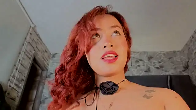 Estrella05  online show from 12, 10, 2025