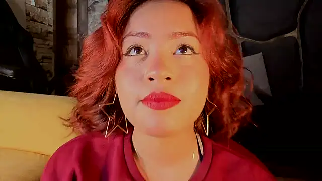 Estrella05  online show from 30, 10, 2025