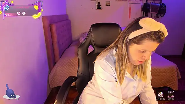 Sabrina Hall  online show from 20, 12, 2025