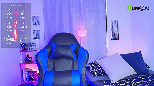 Snapshot of aron_wi chatting on 31, 10, 2025 aron wi online show from 31, 10, 2025