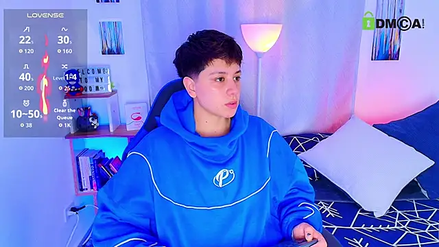 Snapshot of aron_wi chatting on 18, 11, 2025 aron wi online show from 18, 11, 2025