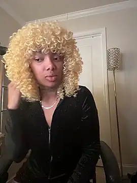 butterflybootyy online show from 17, 12, 2025