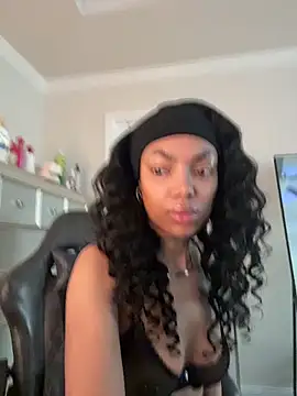 butterflybootyy online show from 1, 4, 2026