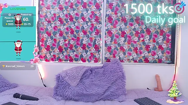 -Gwen- online show from 4, 1, 2025