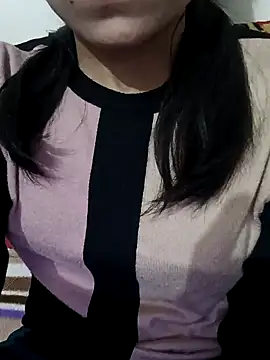 Snapshot of Riyu_05 chatting on 1, 2, 2025 Riyu 05 online show from 1, 2, 2025