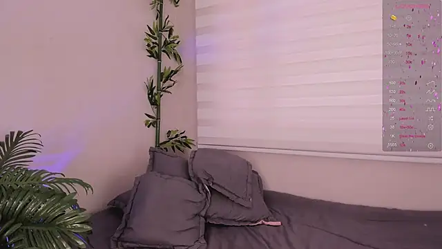 ariana rosse   online show from 28, 2, 2025