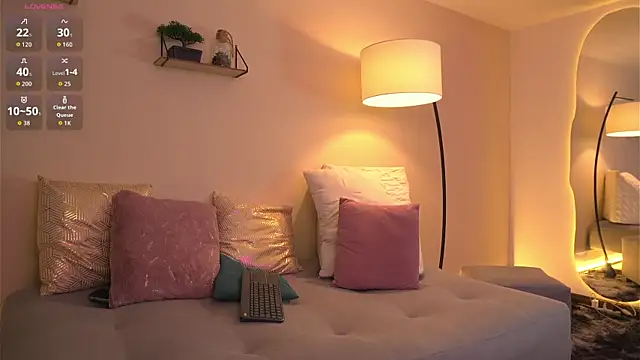 Snapshot of Chloe_Cherry21 chatting on 5, 11, 2025 Chloe Cherry21 online show from 5, 11, 2025