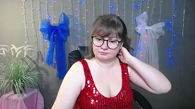 ZannaDreil online show from 4, 12, 2025