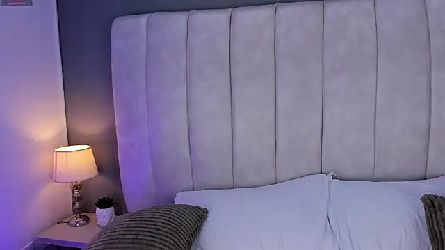 AvyMilton online show from 14, 12, 2025