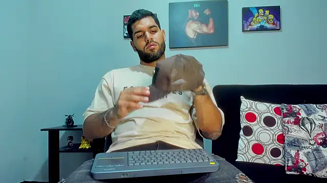 SamirHazard97 online show from 21, 12, 2024