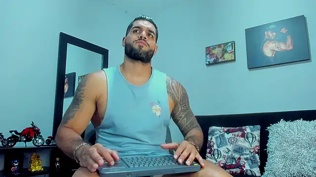 SamirHazard97 online show from 19, 2, 2025