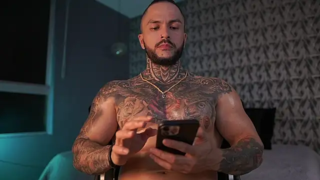 Snapshot of mariano_costa chatting on 4, 1, 2025 mariano costa online show from 4, 1, 2025