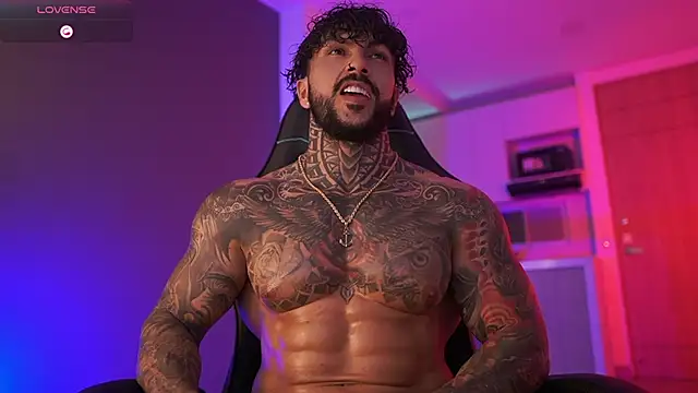 Snapshot of mariano_costa chatting on 18, 10, 2025 mariano costa online show from 18, 10, 2025