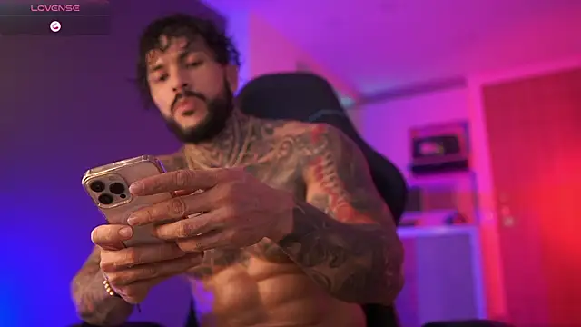 Snapshot of mariano_costa chatting on 3, 11, 2025 mariano costa online show from 3, 11, 2025