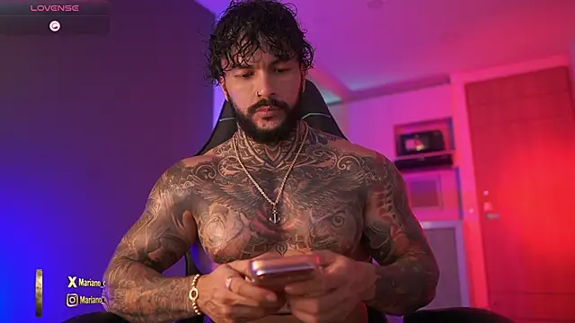 Snapshot of mariano_costa chatting on 27, 11, 2025 mariano costa online show from 27, 11, 2025