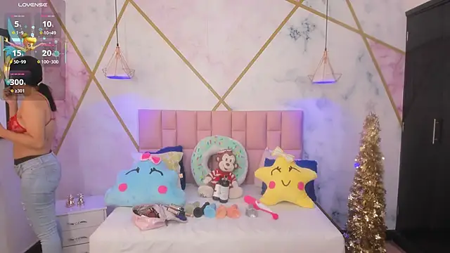 Snapshot of lizortiz chatting on 28, 11, 2025 lizortiz online show from 28, 11, 2025