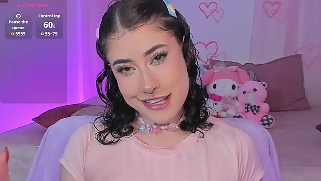 Snapshot of melody_suarez chatting on 13, 11, 2025 melody suarez online show from 13, 11, 2025