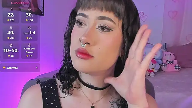 Snapshot of melody_suarez chatting on 30, 11, 2025 melody suarez online show from 30, 11, 2025