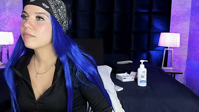 MelaniieRoux online show from 18, 3, 2025