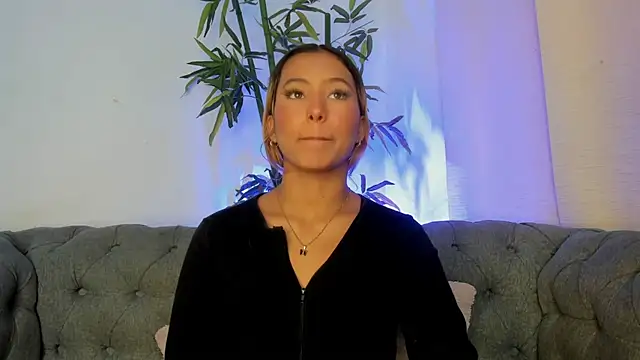 miranda villa online show from 15, 12, 2025