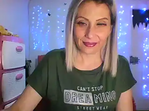 alixia81 online show from 1, 3, 2025