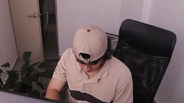 Tony Hoffa online show from 3, 2, 2026