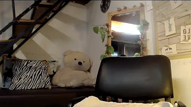 luna sky83 online show from 25, 2, 2025