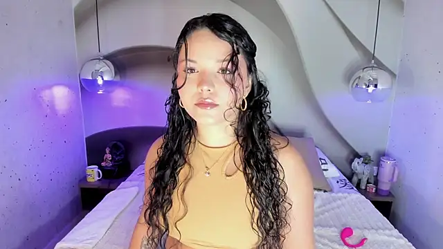 Snapshot of LottiCarter chatting on 12, 11, 2025 LottiCarter online show from 12, 11, 2025