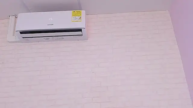 Tiffany mendez online show from 15, 2, 2025