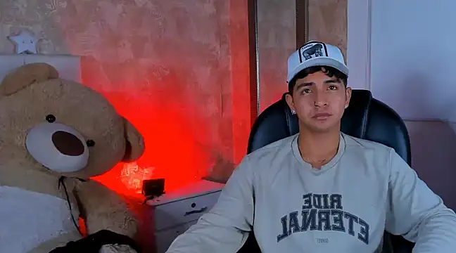 Snapshot of Muichiro_tokito1 chatting on 3, 1, 2025 Muichiro tokito1 online show from 3, 1, 2025