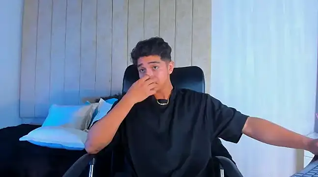 Snapshot of Muichiro_tokito1 chatting on 5, 2, 2025 Muichiro tokito1 online show from 5, 2, 2025