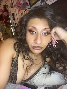 naughtyhottie66 online show from 4, 6, 2026