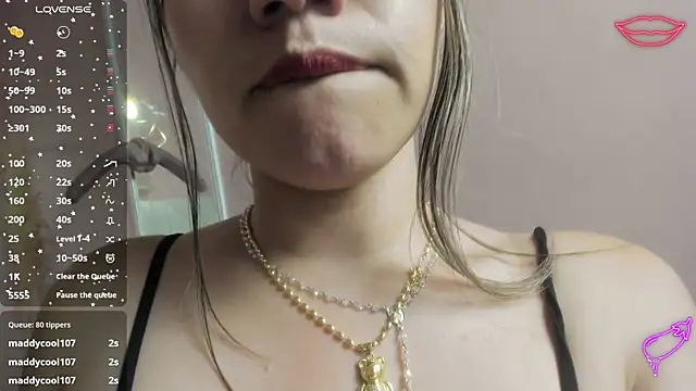 Snapshot of escarleth__ chatting on 30, 1, 2025 escarleth online show from 30, 1, 2025