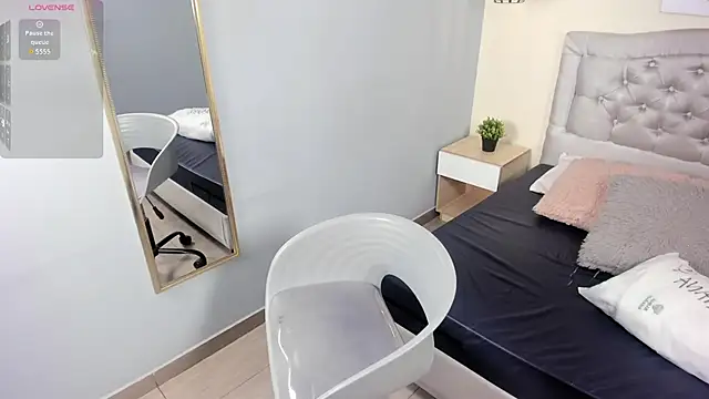 escarleth   online show from 14, 2, 2026