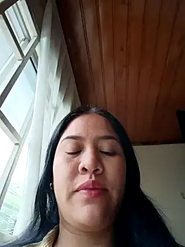 Miia grand online show from 18, 11, 2025