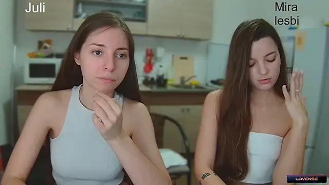 fcjuicy pussy online show from 21, 12, 2024