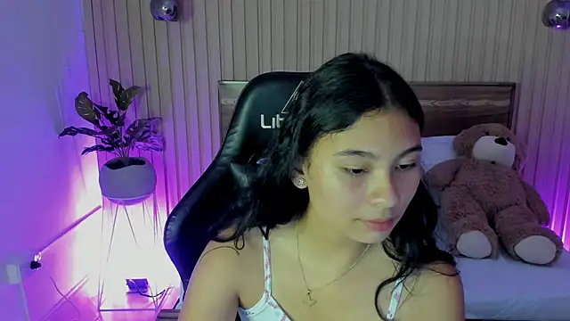 Snapshot of melody_flowers chatting on 26, 12, 2024 melody flowers online show from 26, 12, 2024