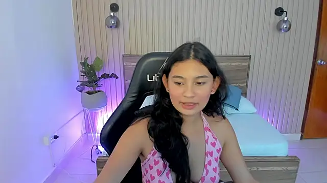 Snapshot of melody_flowers chatting on 27, 1, 2025 melody flowers online show from 27, 1, 2025