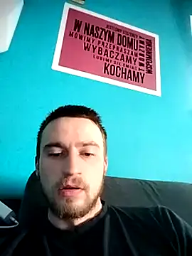 wariacik0024 online show from 13, 2, 2025