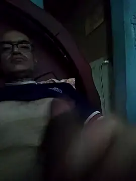 hugosafado333 online show from 7, 12, 2024