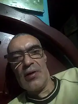 hugosafado333 online show from 18, 12, 2024