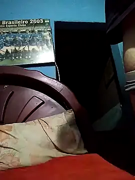 hugosafado333 online show from 4, 1, 2025