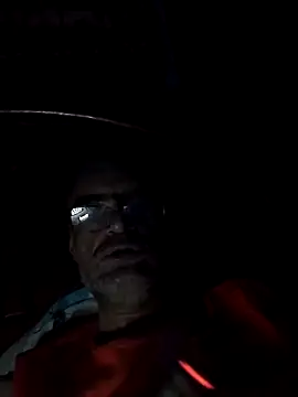 hugosafado333 online show from 9, 3, 2025