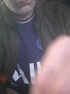 hugosafado333 online show from 15, 9, 2025